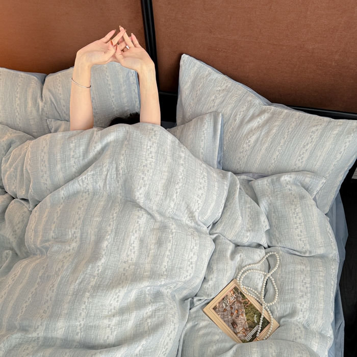 91家纺网 家纺一手货源 找家纺 眠博士2025新款AB版简约时尚A类全棉三层纱系列单被套 三层纱-时光-蓝