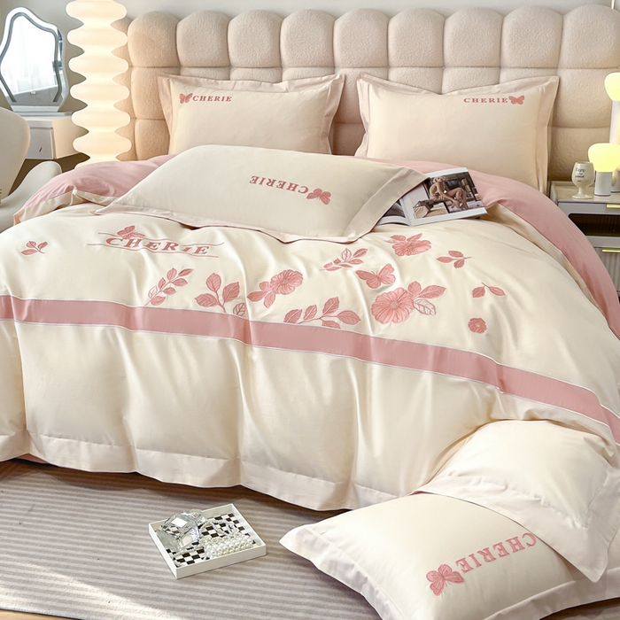 91家纺网 家纺一手货源 找家纺 桃园 2025新款洛芙琳系列纯棉全棉长绒棉刺绣绣花四件套(高端礼盒) 洛芙琳白粉