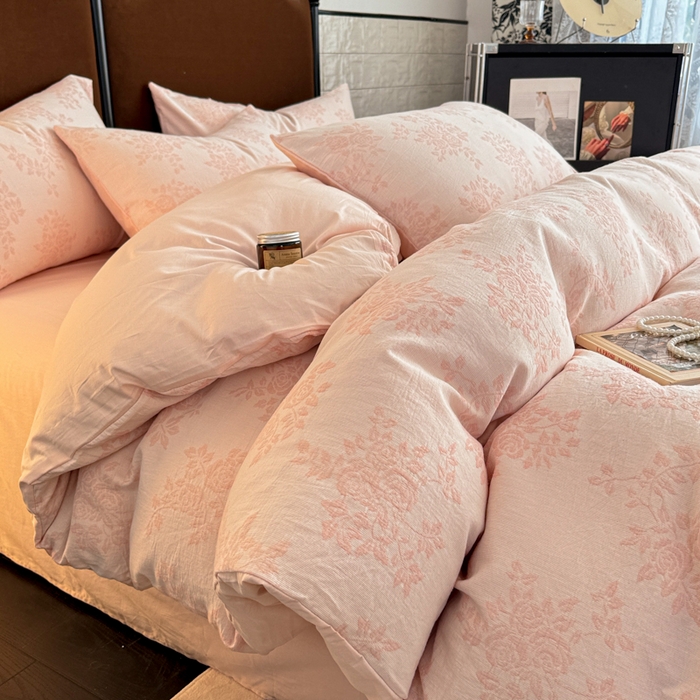 91家纺网 家纺一手货源 找家纺 眠博士 2025新款AB版简约时尚A类全棉三层纱系列四件套 三层纱-玫瑰花-粉