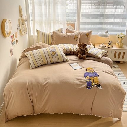 91家纺网 家纺一手货源 找家纺 （总）格真 2025新款亲肤舒适云朵棉毛巾绣四件套