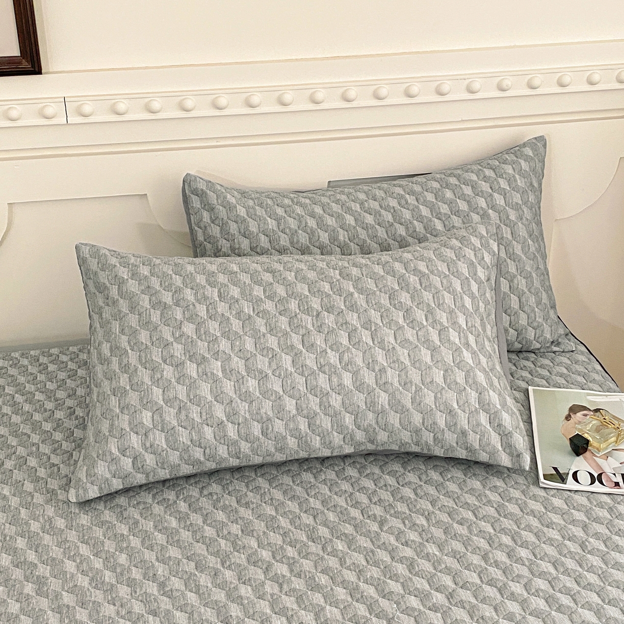 91家纺网 家纺一手货源 找家纺 久云居 2025新款抗菌天然竹纤维防水床签 高级灰