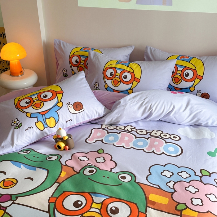 91家纺网 家纺一手货源 找家纺 金爱家 2025新款波乐乐系列纯棉数码印花系列四件套 波乐乐-欢乐时光