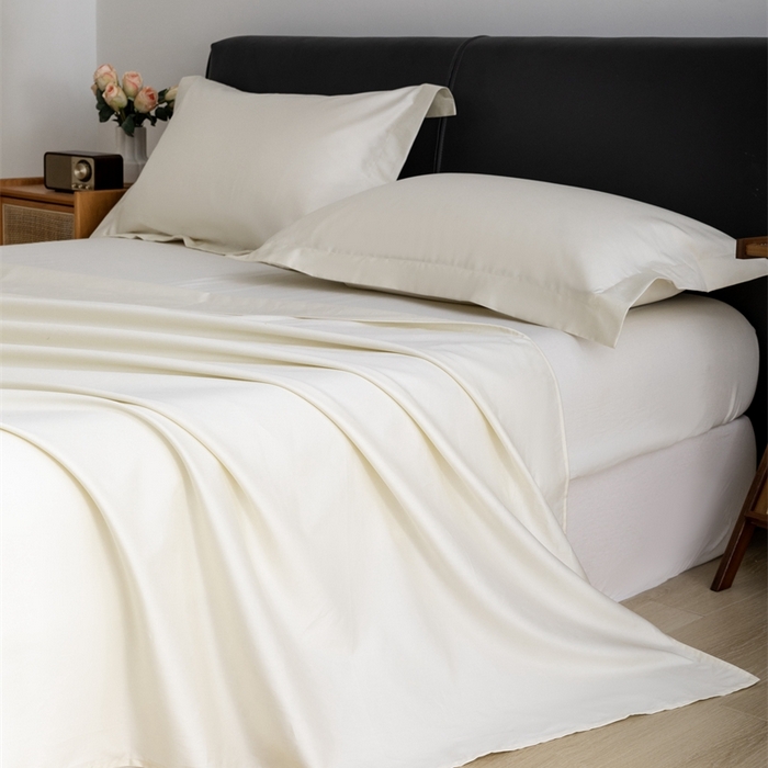 91家纺网 家纺一手货源 找家纺 宝时兰 2025新款100支新疆长绒棉单品床单全棉枕套纯棉三件套 奶昔白