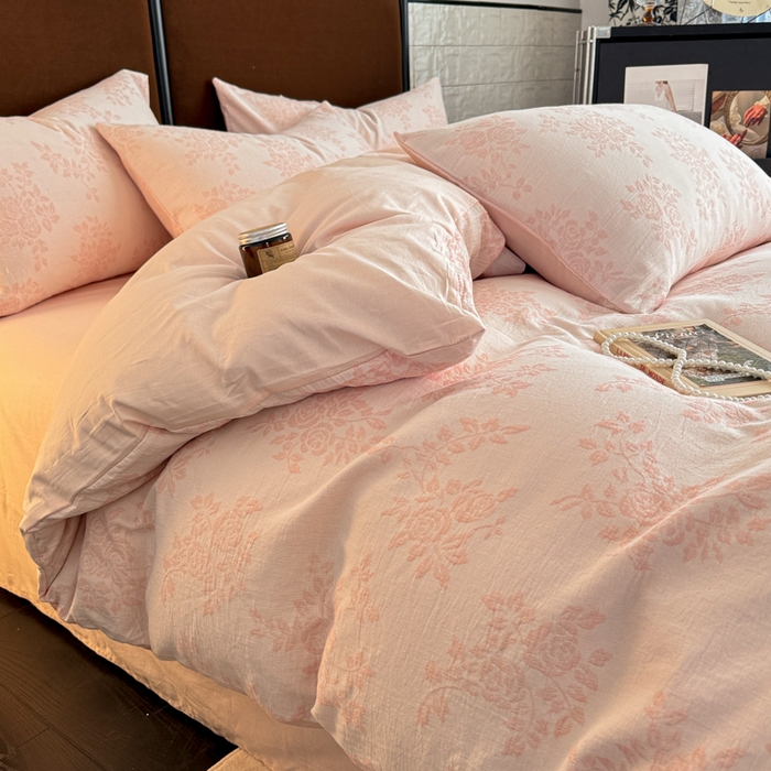 91家纺网 家纺一手货源 找家纺 眠博士 2025新款AB版简约时尚A类全棉三层纱系列四件套 三层纱-玫瑰花-粉