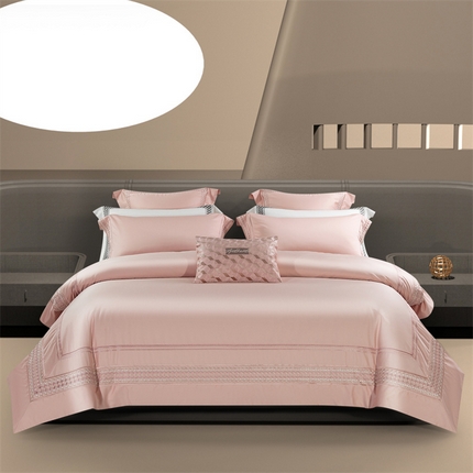 91家纺网 家纺一手货源 找家纺 高大尚婚庆馆 2025春夏新款 长绒棉高端绣花四件套-希尔顿 落樱粉