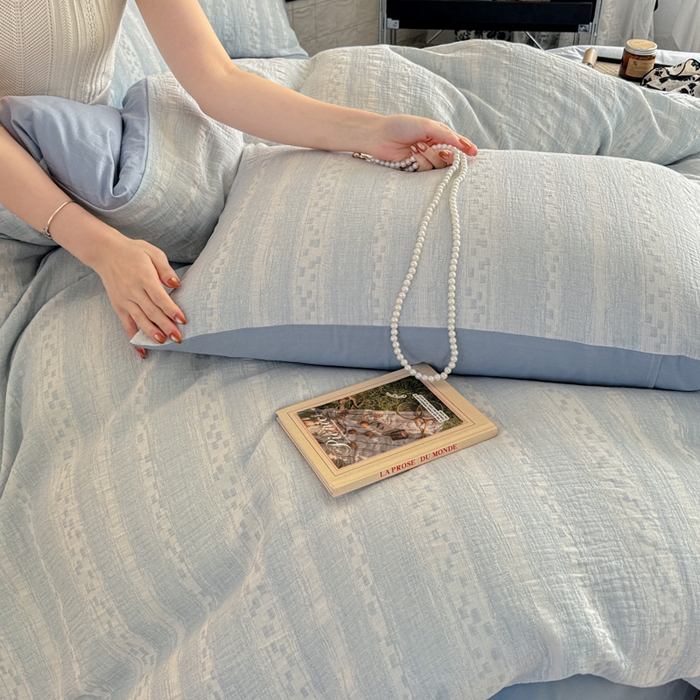 91家纺网 家纺一手货源 找家纺 眠博士2025新款AB版简约时尚A类全棉三层纱系列单被套 三层纱-时光-蓝