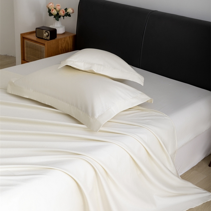 91家纺网 家纺一手货源 找家纺 宝时兰 2025新款100支新疆长绒棉单品床单全棉枕套纯棉三件套 奶昔白