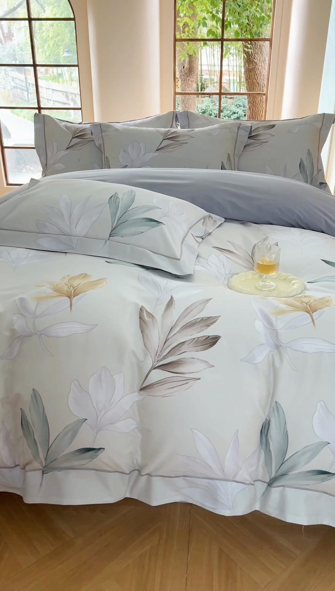 91家纺网 家纺一手货源 找家纺 7V 2025新款轻奢大宽边100%纯棉四件套133*76全棉喷气宽幅长绒棉被套床单床笠套件 醒春集-灰