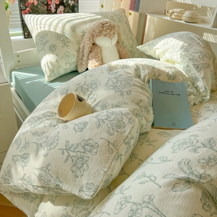 91家纺网 家纺一手货源 找家纺 韩巢家纺 2025新款云感双层纱超柔裸睡级学生宿舍上下铺床单被套三件套-（提供卖家秀） 海像森林