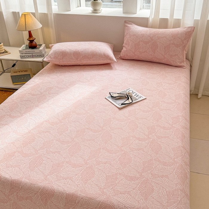 91家纺网 家纺一手货源 找家纺 眠博士 2025新款AB版简约时尚A类全棉三层纱系列单床笠 三层纱单床笠-幸运叶-粉