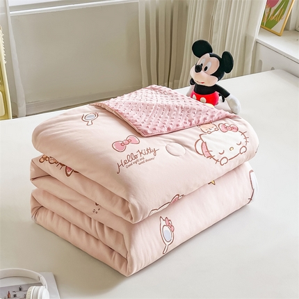 91家纺网 家纺一手货源 找家纺 （总）兄弟坊 2025新款正版授权卡通凉豆豆印花夏被