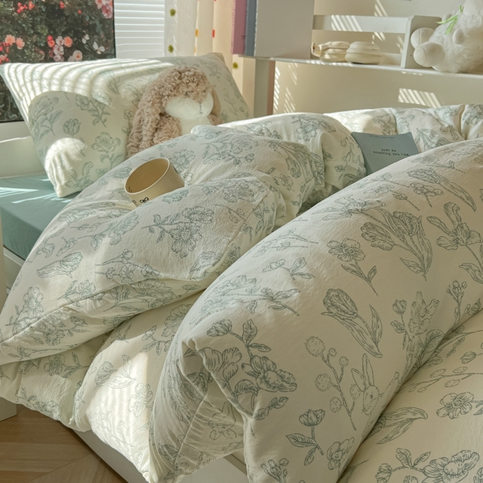 91家纺网 家纺一手货源 找家纺 韩巢家纺 2025新款云感双层纱超柔裸睡级学生宿舍上下铺床单被套三件套-（提供卖家秀） 海像森林