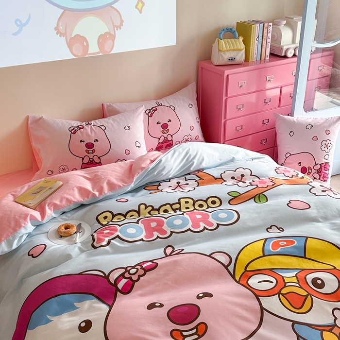 91家纺网 家纺一手货源 找家纺 金爱家 2025新款波乐乐系列纯棉数码印花系列四件套 波乐乐-好朋友