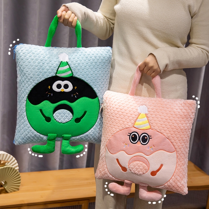 91家纺网 家纺一手货源 找家纺 （总）中华鲟2025新款多功能豆豆绒提花网红抱枕毯卡通立体贴布刺绣抱枕被夏被