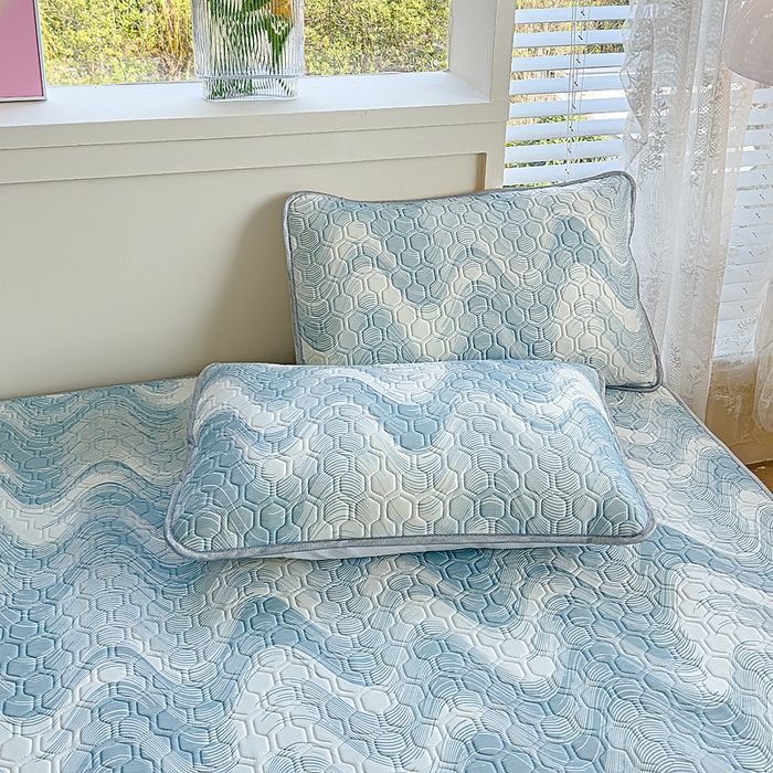 91家纺网 家纺一手货源 找家纺 小萌虎 2025新款凉感丝胶质凉席床笠款 水纹