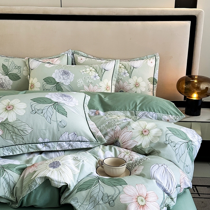 91家纺网 家纺一手货源 找家纺 眷恋家纺 2025年春夏全棉铂金棉13376数码印花四件套 满蕊花溪-绿