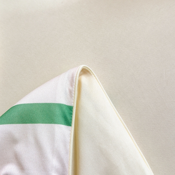 91家纺网 家纺一手货源 找家纺 星期八 2025新款针织棉夏被四件套 番茄狗