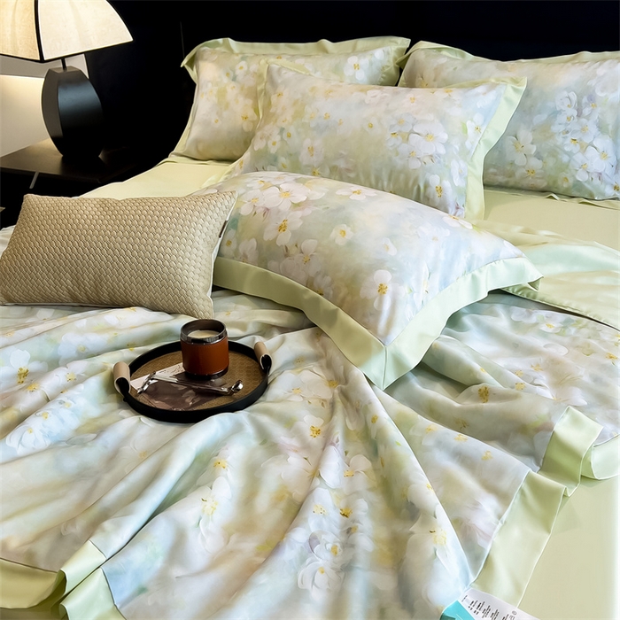 91家纺网 家纺一手货源 找家纺 朵希曼2025新款50天丝宽边夏被和夏被四件套系列 早春樱花