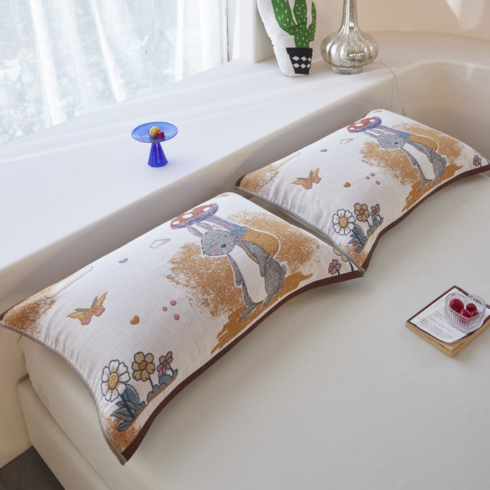 91家纺网 家纺一手货源 找家纺 爱港家纺 2025新款全棉纱布-萌宠治愈系列枕巾 萌宠兔52*75cm