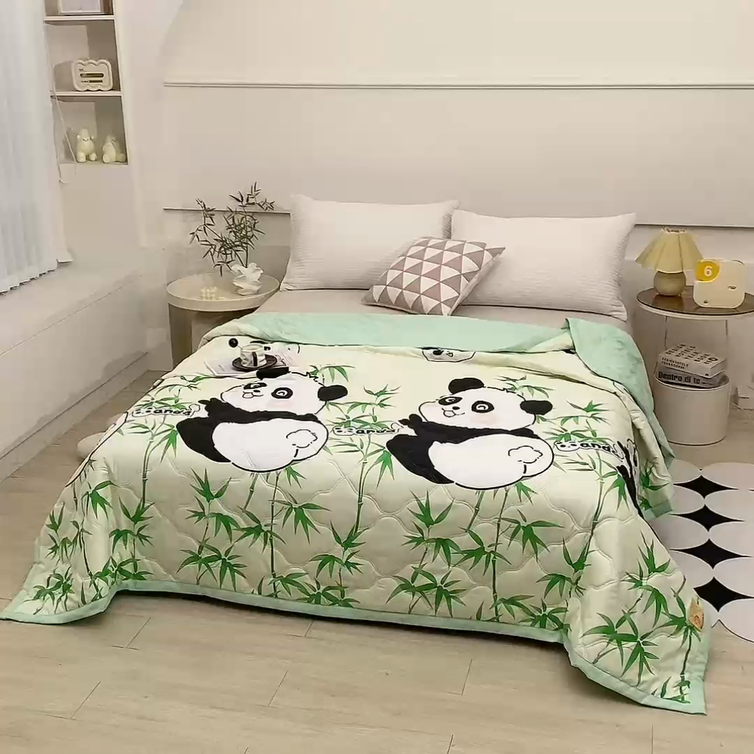 91家纺网 家纺一手货源 找家纺 爱派  2025新款直播爆款印花水洗棉夏被夏凉被空调被被子被芯 国宝小熊