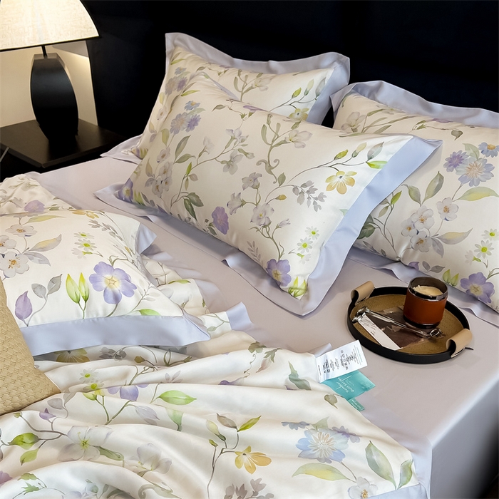 91家纺网 家纺一手货源 找家纺 朵希曼2025新款50天丝宽边夏被和夏被四件套系列 清风漫舞 米白