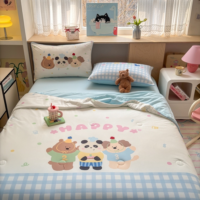 91家纺网 家纺一手货源 找家纺 星期八 2025新款针织棉夏被四件套 快乐伙伴