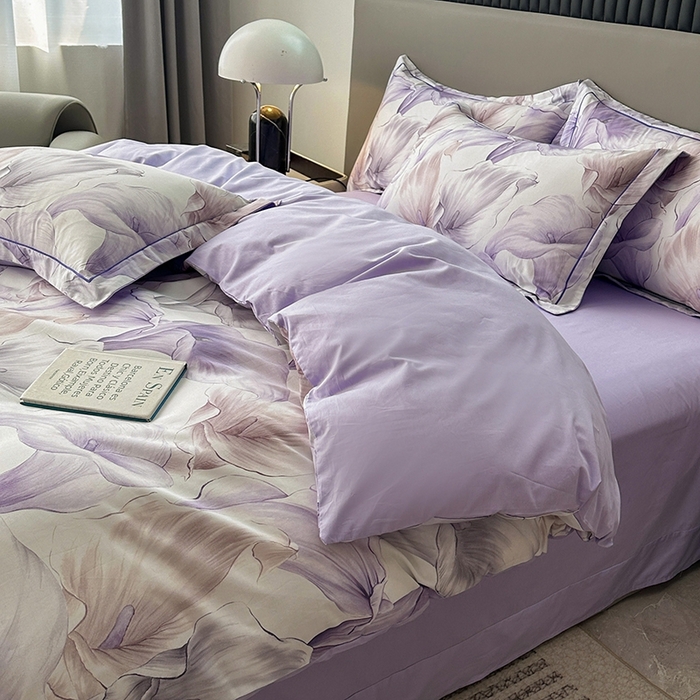 91家纺网 家纺一手货源 找家纺 眷恋家纺 2025年春夏全棉铂金棉13376数码印花四件套 步步生莲-紫