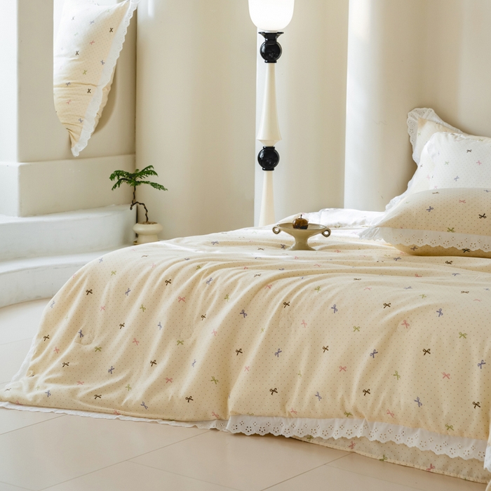 91家纺网 家纺一手货源 找家纺 绒世界 绒世界 2025新款双层纱韩版印花夏被四件套 礼物