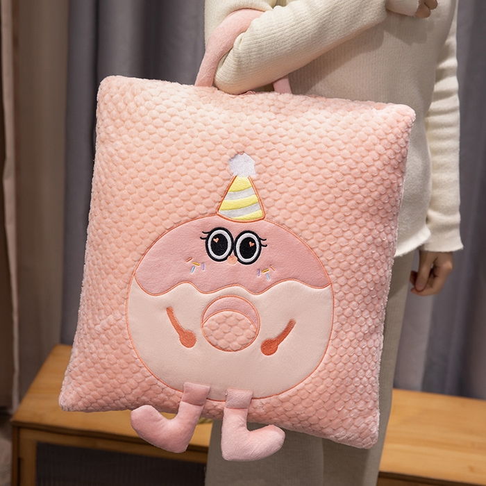 91家纺网 家纺一手货源 找家纺 中华鲟2025新款多功能豆豆绒提花网红抱枕毯卡通立体贴布刺绣抱枕被 甜甜圈毛毯-蓝