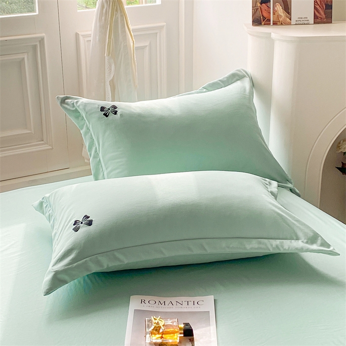 91家纺网 家纺一手货源 找家纺 庭笙 2025新款小香风满版刺绣蝴蝶小清新四件套—黑巧可可 水绿