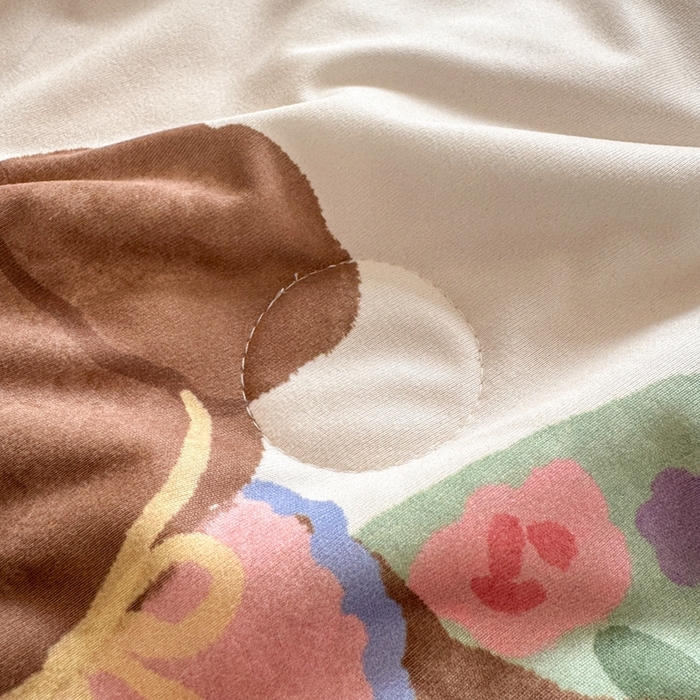 91家纺网 家纺一手货源 找家纺 星期八 2025新款针织棉夏被四件套 油画小狗