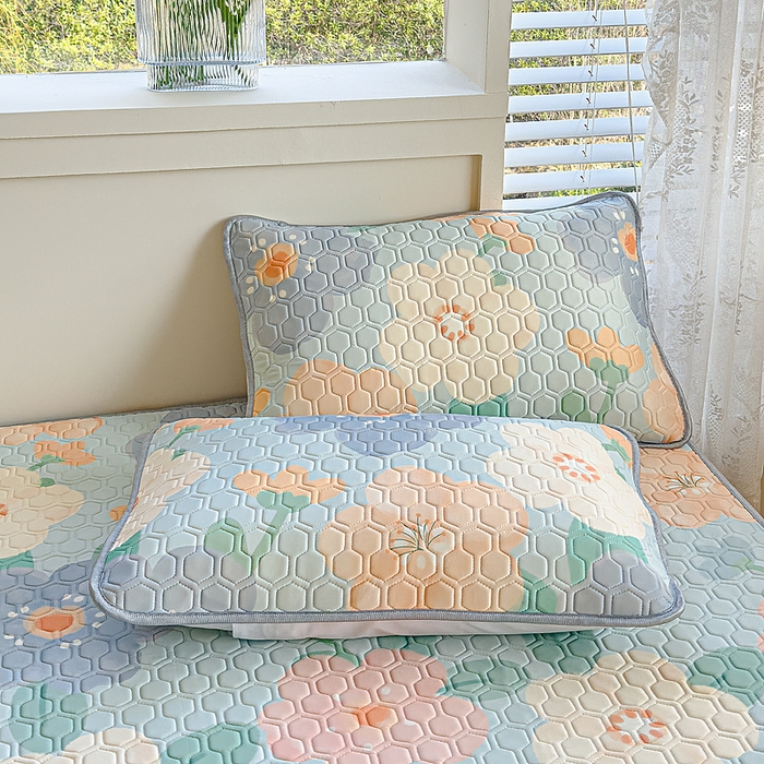 91家纺网 家纺一手货源 找家纺 （总）小萌虎 2025新款凉感丝胶质凉席床笠款