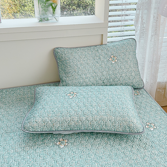 91家纺网 家纺一手货源 找家纺 小萌虎 2025新款凉感丝胶质凉席床笠款 小熊