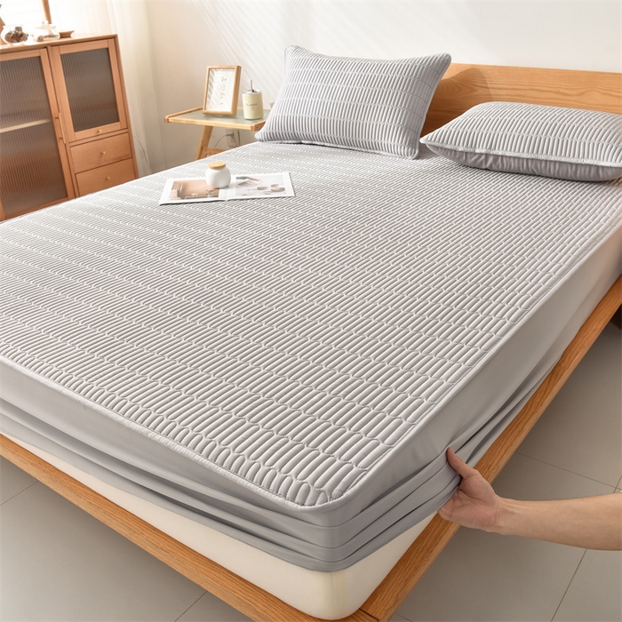 91家纺网 家纺一手货源 找家纺 布卢姆 2025新款A类亲肤防水夹棉床笠风琴格 风琴格-浅灰