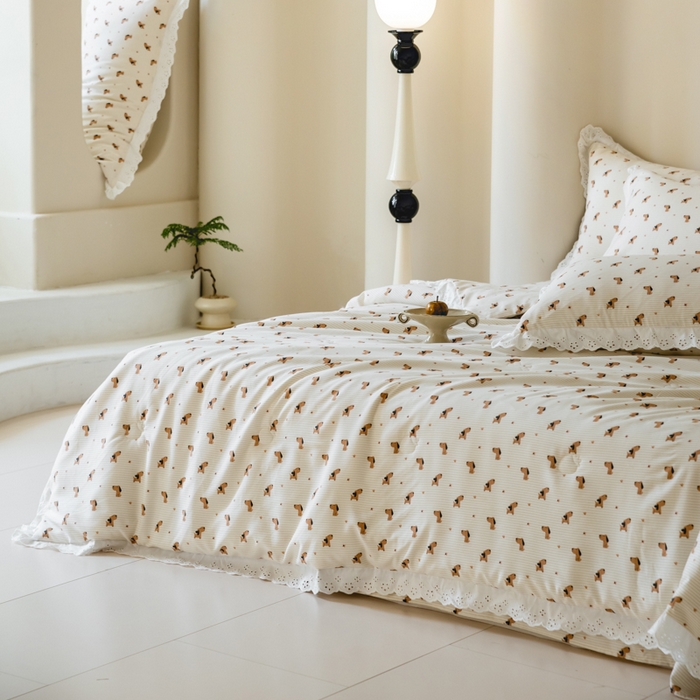 91家纺网 家纺一手货源 找家纺 绒世界 绒世界 2025新款双层纱韩版印花夏被四件套 啸天