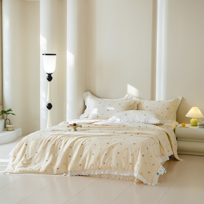 91家纺网 家纺一手货源 找家纺 绒世界 绒世界 2025新款双层纱韩版印花夏被四件套 礼物