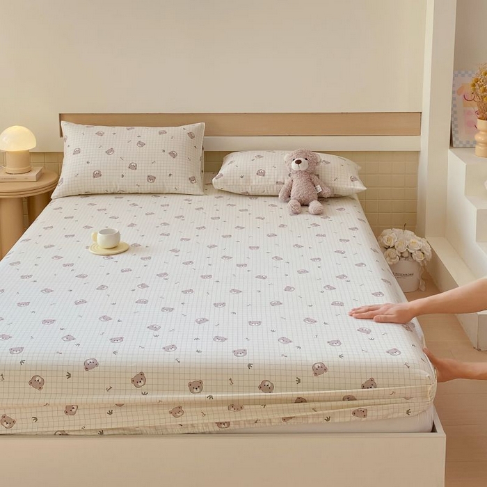 91家纺网 家纺一手货源 找家纺 ME/ERA HOME寐时代 2025新款全棉老粗布床笠款三件套 全棉卡通-皇冠小熊