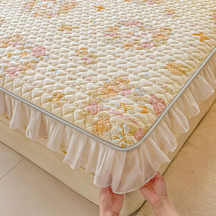 91家纺网 家纺一手货源 找家纺 眠势力 2025新款韩版花边床笠雪纺公主风ins夹棉四季款床罩保护套 花语满园