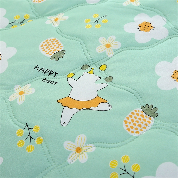 91家纺网 家纺一手货源 找家纺 爱派  2025新款直播爆款印花水洗棉夏被夏凉被空调被被子被芯 乐萌熊