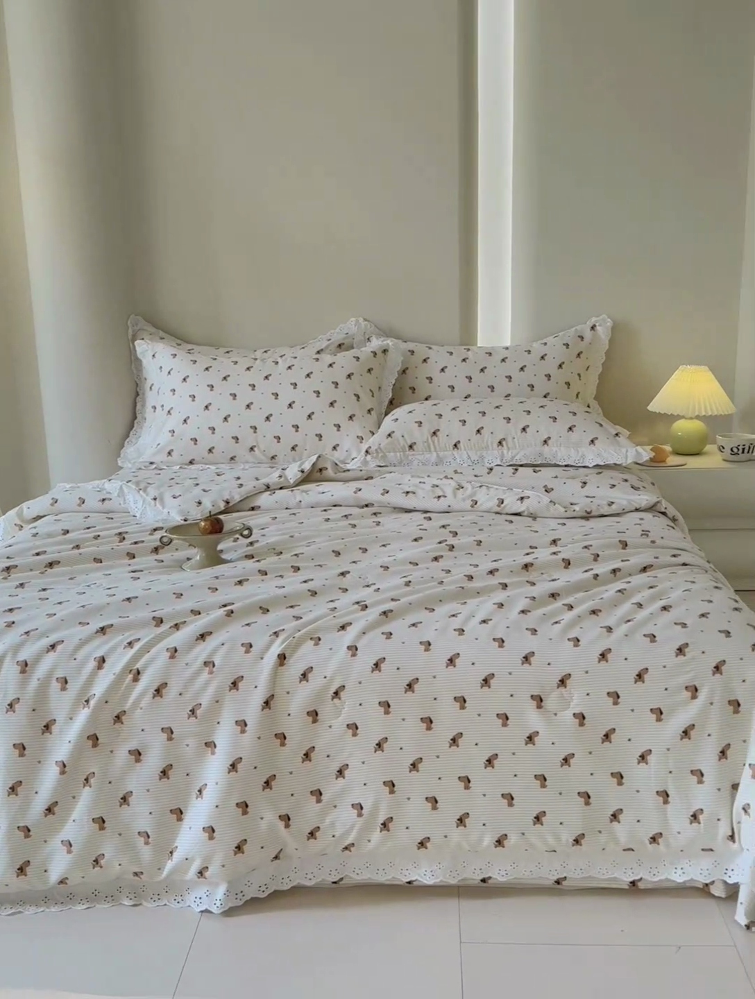 91家纺网 家纺一手货源 找家纺 绒世界 绒世界 2025新款双层纱韩版印花夏被四件套 啸天