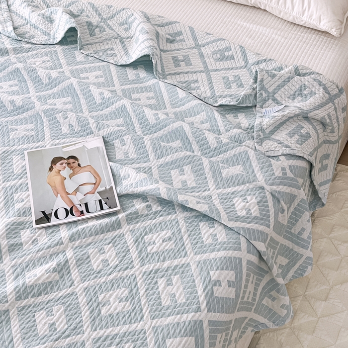 91家纺网 家纺一手货源 找家纺 悦然毛巾被 2025新款三层水洗全棉毛巾被 柔韵绿