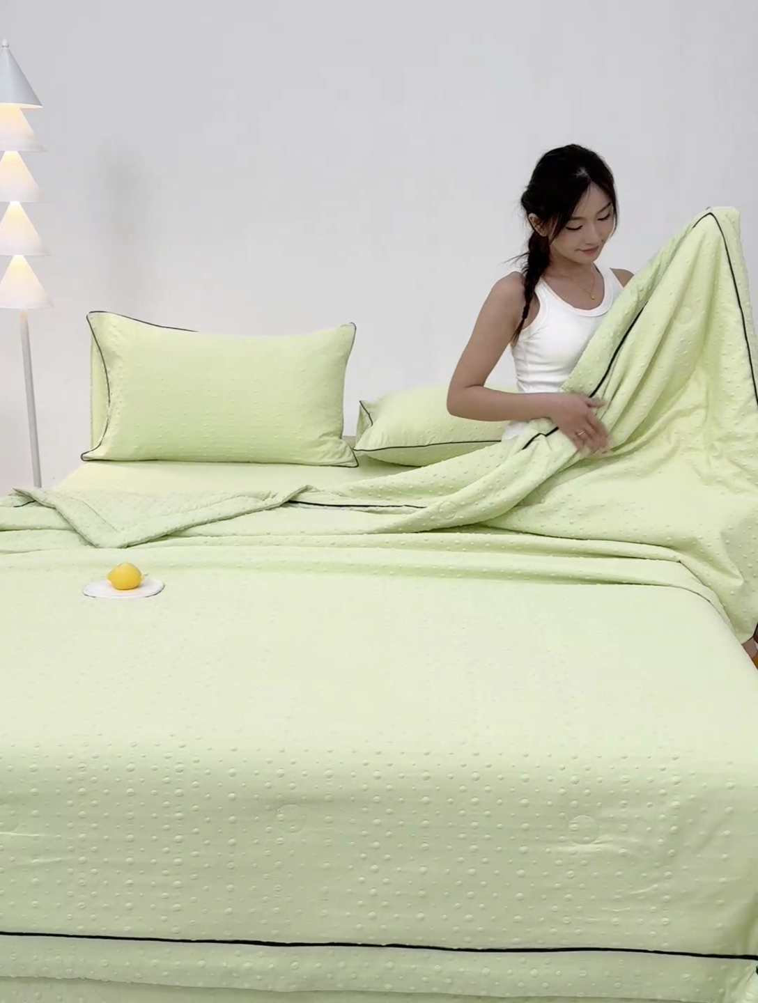 91家纺网 家纺一手货源 找家纺 绒世界 绒世界 2025新款凉豆豆包边夏被四件套 凉豆豆-抹茶绿