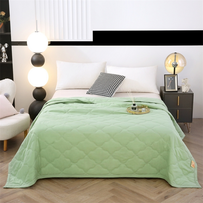 91家纺网 家纺一手货源 找家纺 爱派 2025新款纯色水洗棉夏被夏凉被空调被被子被芯 果绿色