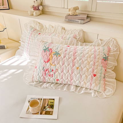 91家纺网 家纺一手货源 找家纺 眠势力2025新款韩版花边枕套公主风ins枕头套 糖果草莓
