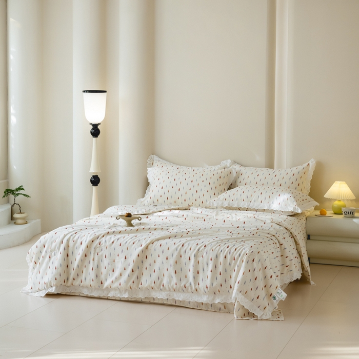 91家纺网 家纺一手货源 找家纺 绒世界 绒世界 2025新款双层纱韩版印花夏被四件套 梦幻森林