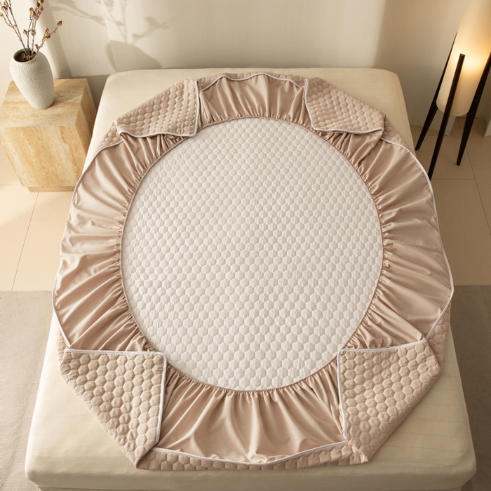 91家纺网 家纺一手货源 找家纺 优悦生活馆 2025新款亲肤水洗棉夹棉防水床笠 方格-卡其