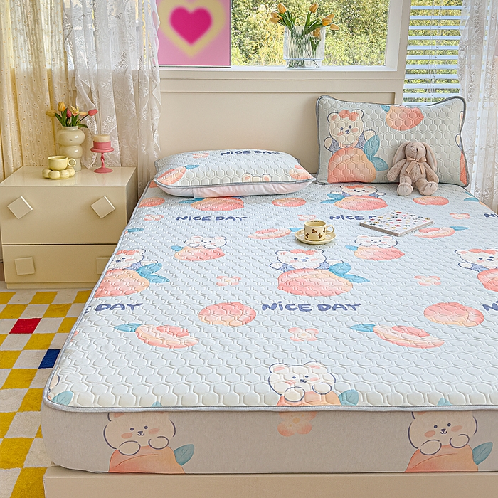 91家纺网 家纺一手货源 找家纺 小萌虎 2025新款凉感丝胶质凉席床笠款 水蜜桃