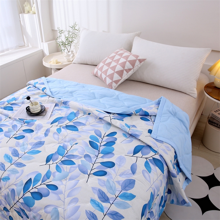 91家纺网 家纺一手货源 找家纺 爱派  2025新款直播爆款印花水洗棉夏被夏凉被空调被被子被芯 叶之舞