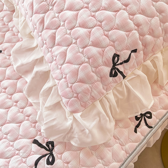 91家纺网 家纺一手货源 找家纺 眠势力 2025新款韩版花边床笠雪纺公主风ins夹棉四季款床罩保护套 粉格蝴蝶结