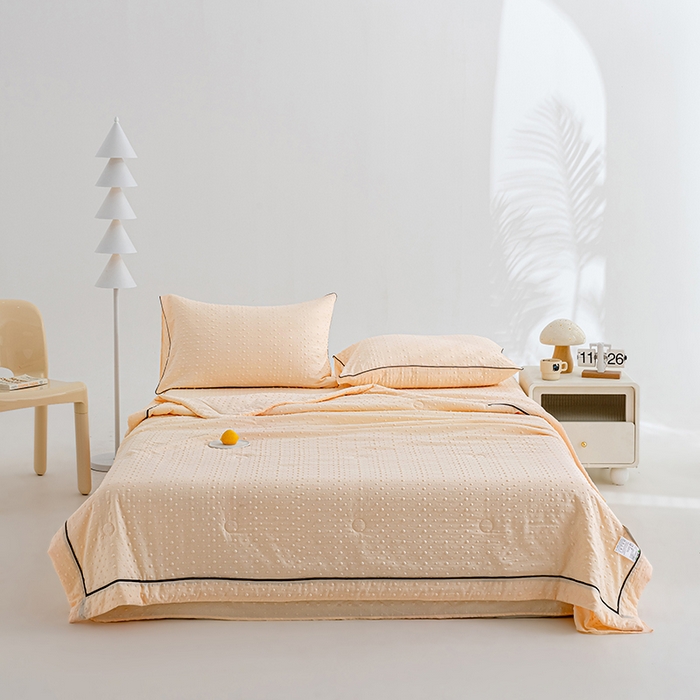 91家纺网 家纺一手货源 找家纺 绒世界 绒世界 2025新款凉豆豆包边夏被四件套 凉豆豆-香槟色